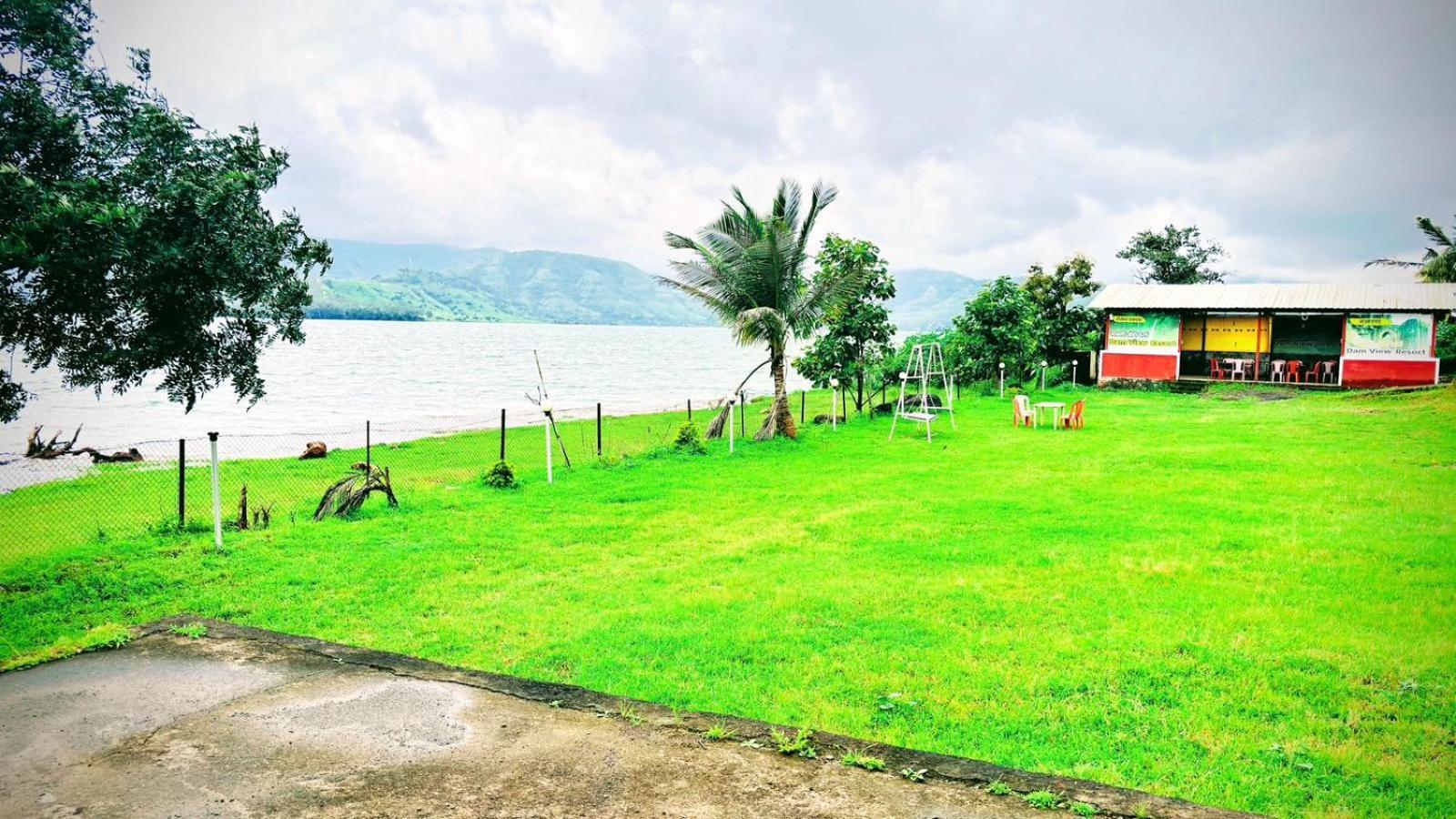 Hotel Mauli Agro Farm Dam View Resort Satara Exterior photo